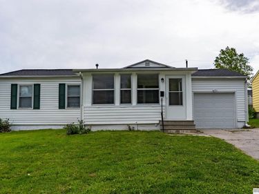 7675 S 41st Avenue, Bellevue, NE 68147