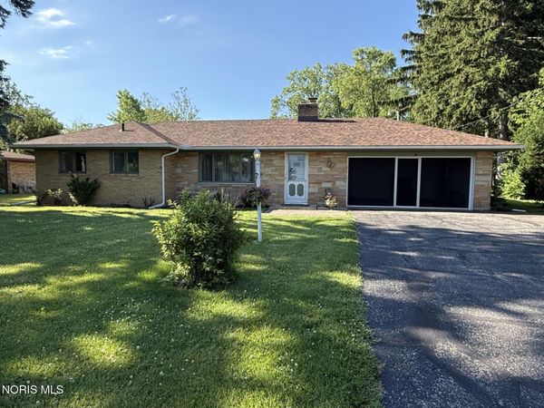 231 W State Line Road , Toledo, OH 43612