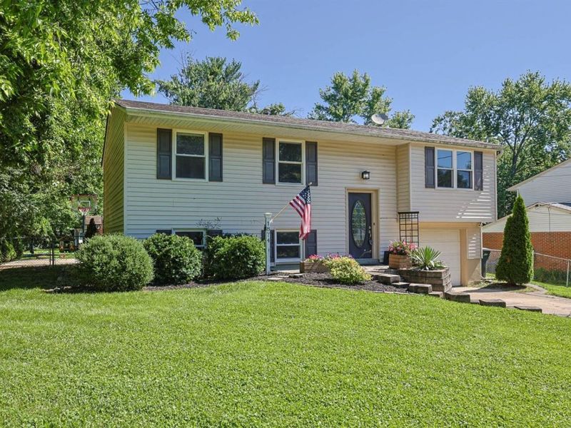 1874 Leway Drive, Fairfield, OH 45014 Photo 2