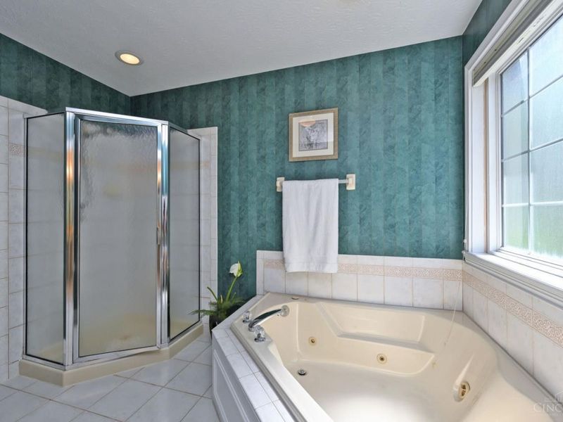 8552 Deerway Drive, Sycamore Township, OH 45236 Photo 31