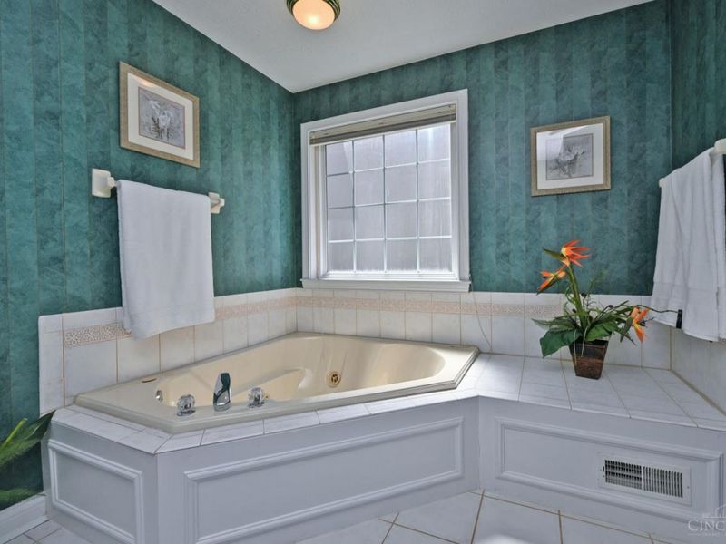 8552 Deerway Drive, Sycamore Township, OH 45236 Photo 33