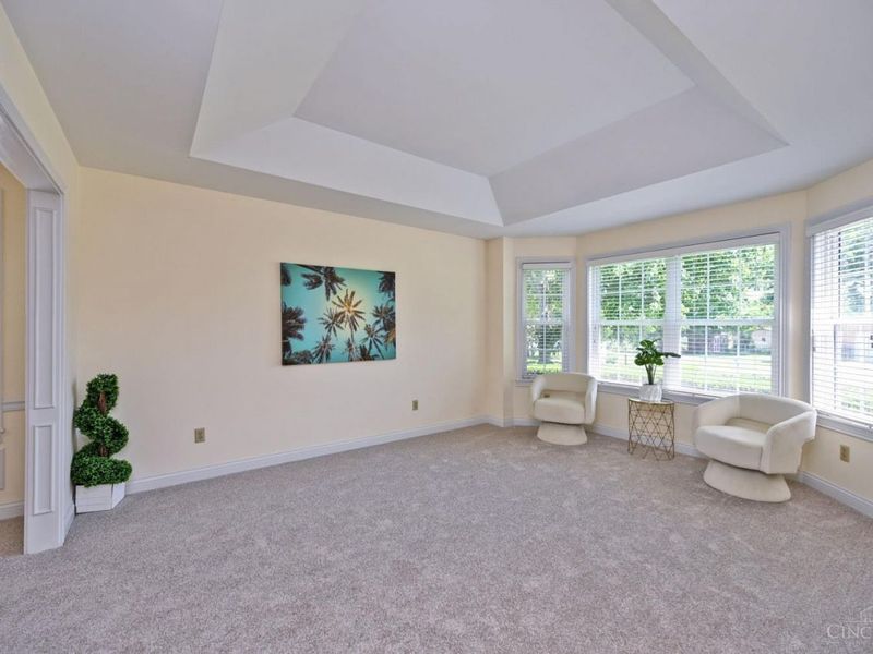 8552 Deerway Drive, Sycamore Township, OH 45236 Photo 4