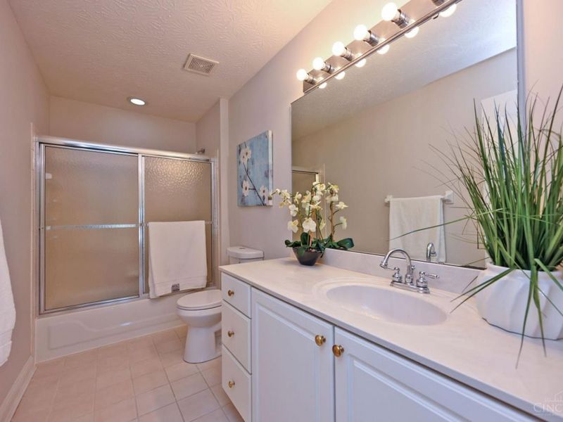 8552 Deerway Drive, Sycamore Township, OH 45236 Photo 43