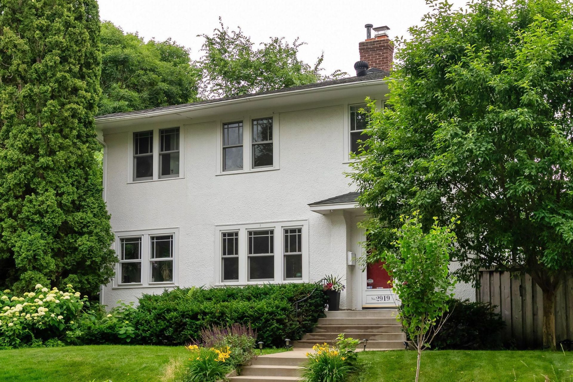 2919 W 47th Street, Minneapolis, MN 55410 Main Photo