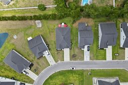 472 Craigflower Ct. photo 4