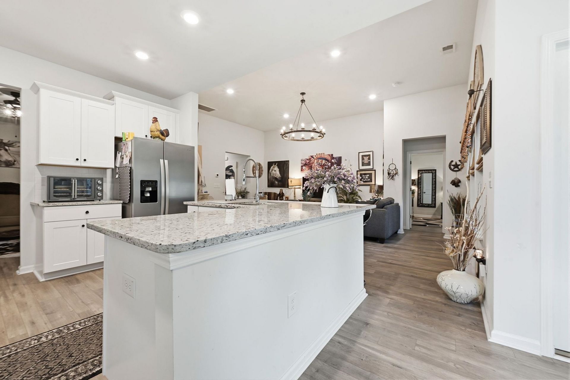 472 Craigflower Ct. Photo 25