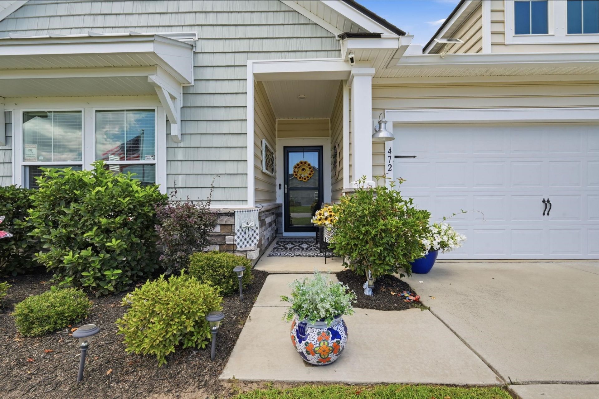 472 Craigflower Ct. Photo 41
