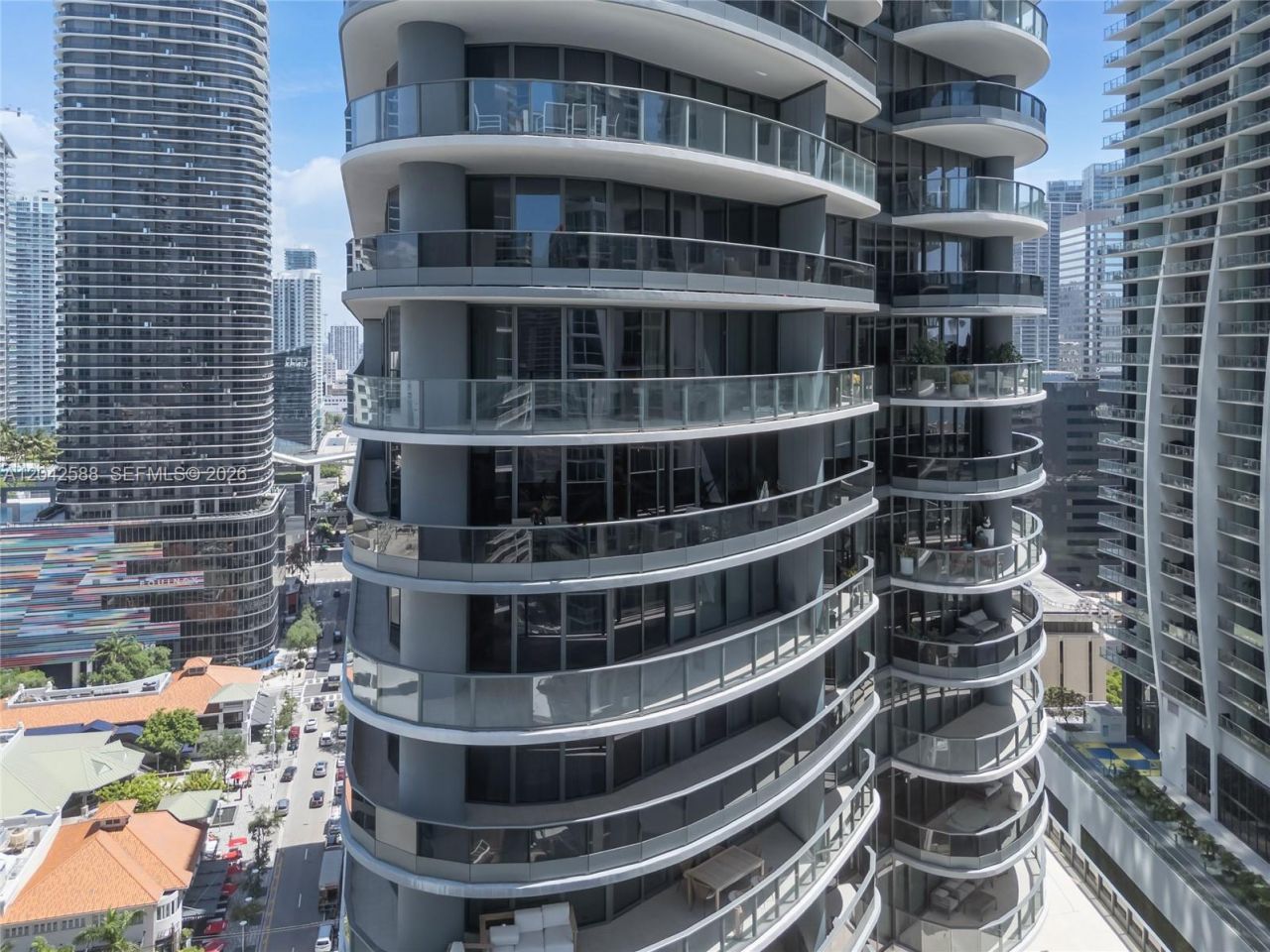 1000 Brickell Plz , Unit 2402, Miami, FL 33131 Photo