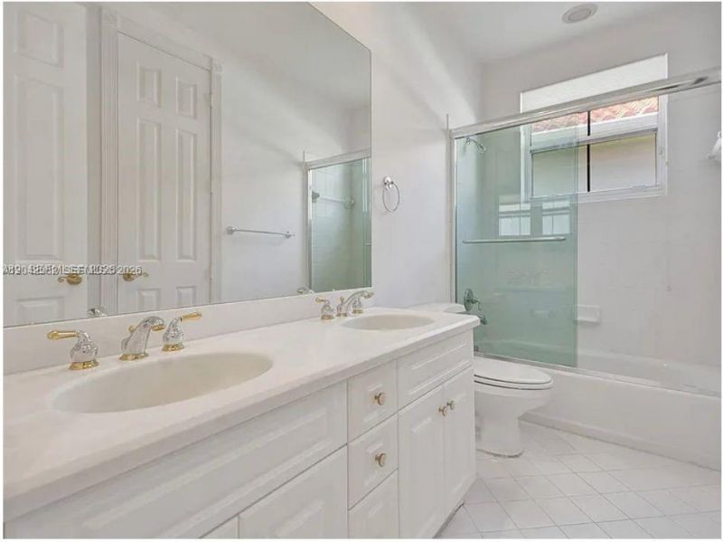 1459 Shoreline Way , Unit 116, Hollywood, FL 33019 Photo