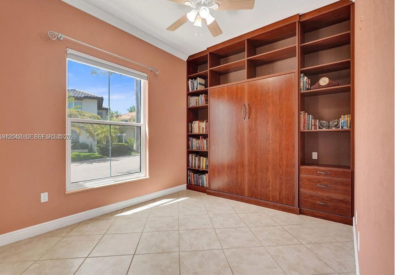 1459 Shoreline Way , Unit 116, Hollywood, FL 33019 Photo