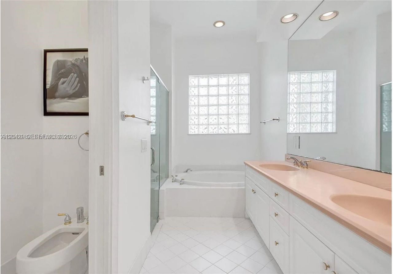 1459 Shoreline Way , Unit 116, Hollywood, FL 33019 Photo