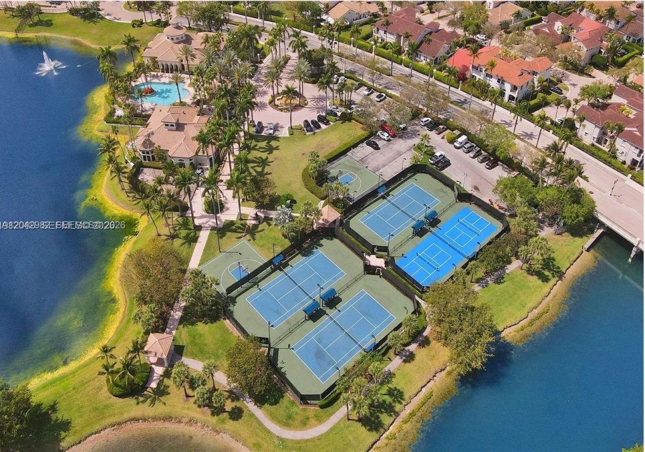 1459 Shoreline Way , Unit 116, Hollywood, FL 33019 Photo
