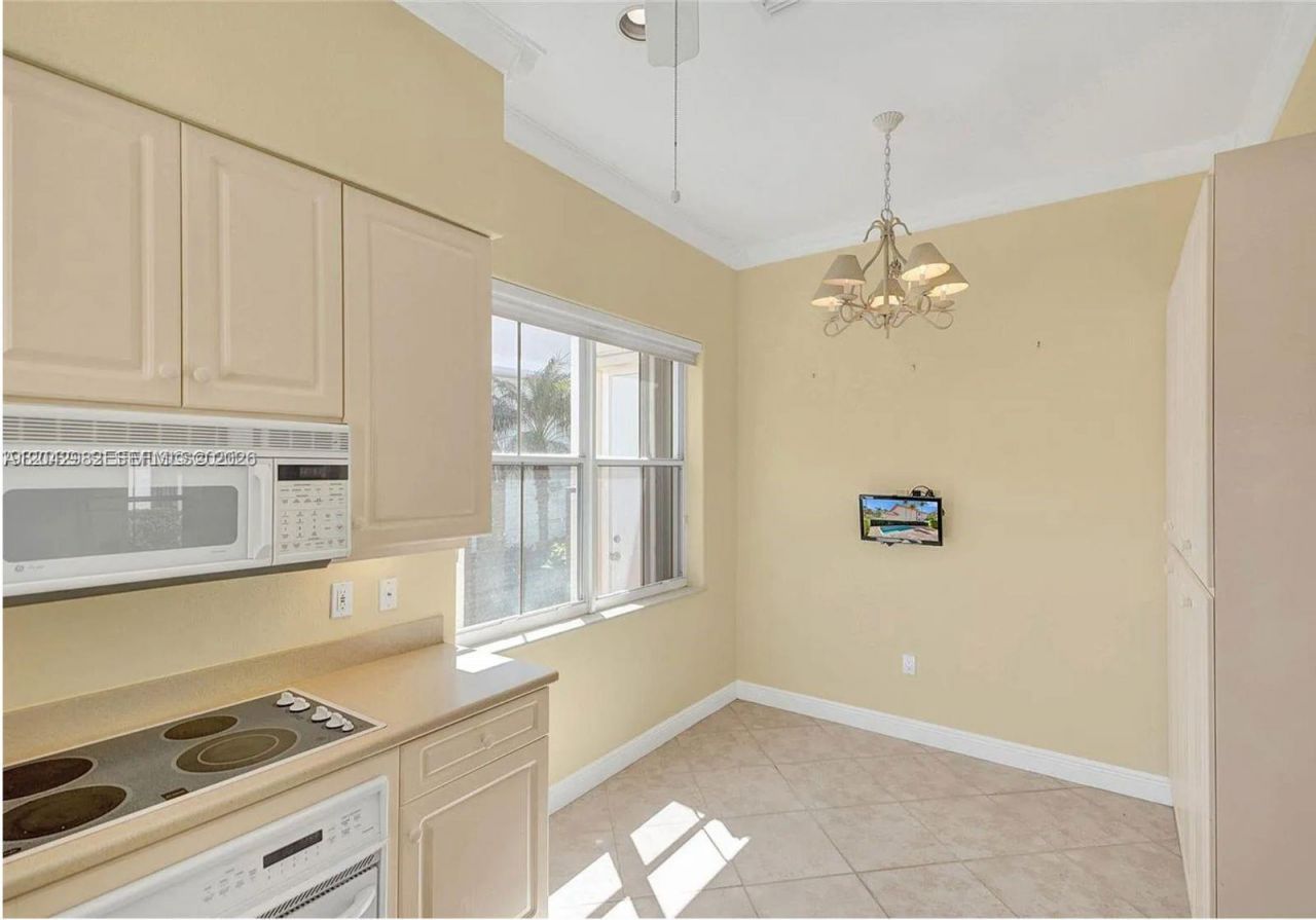 1459 Shoreline Way , Unit 116, Hollywood, FL 33019 Photo