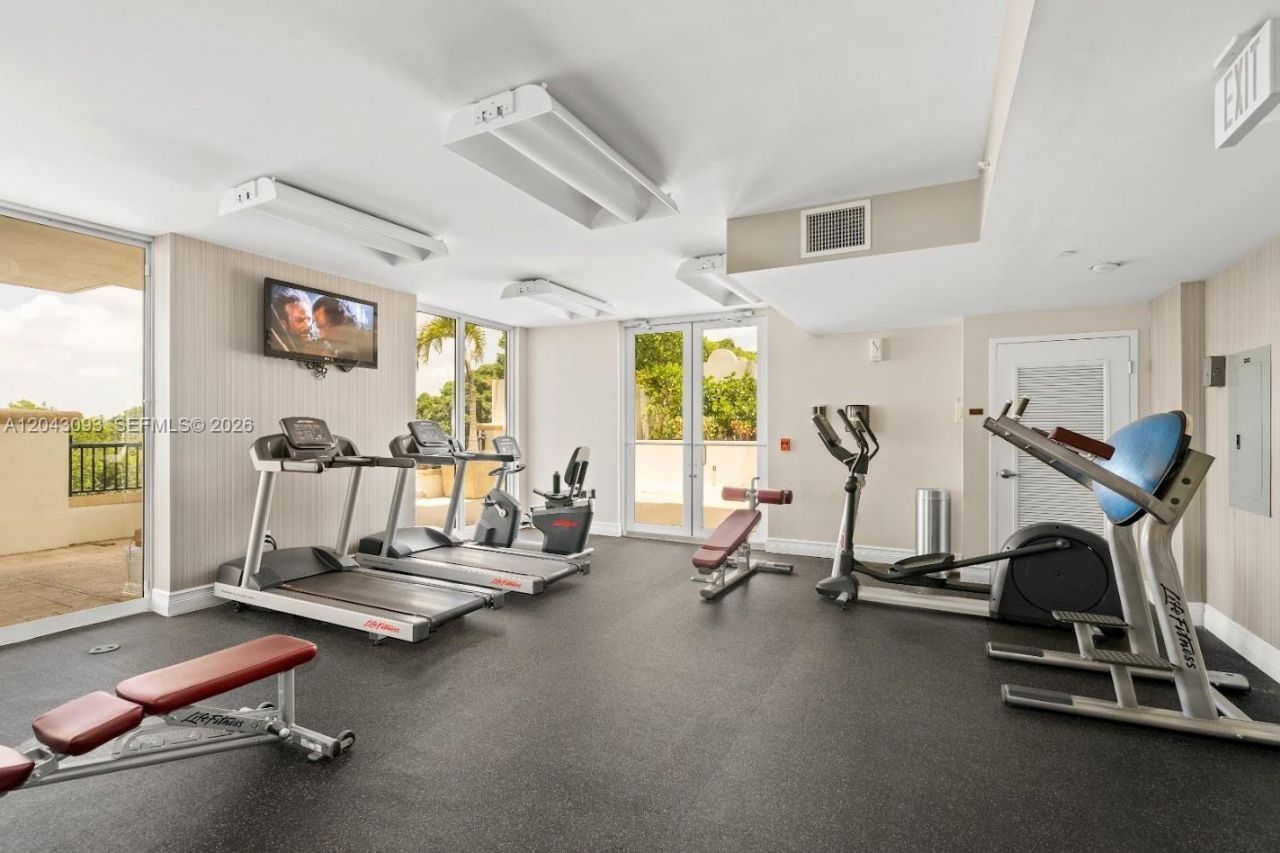4100 Salzedo St , Unit 502, Coral Gables, FL 33146 Photo
