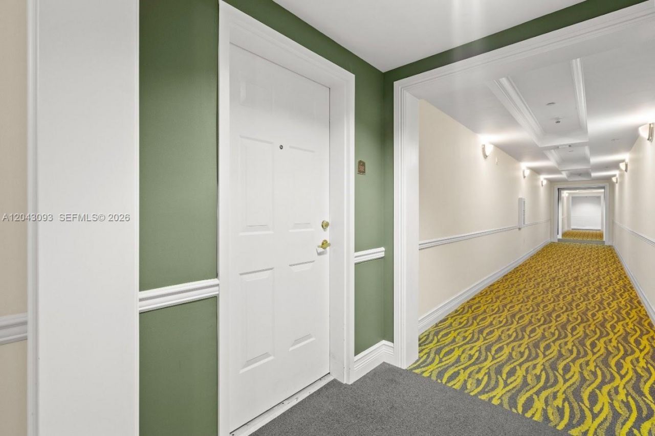 4100 Salzedo St , Unit 502, Coral Gables, FL 33146 Photo