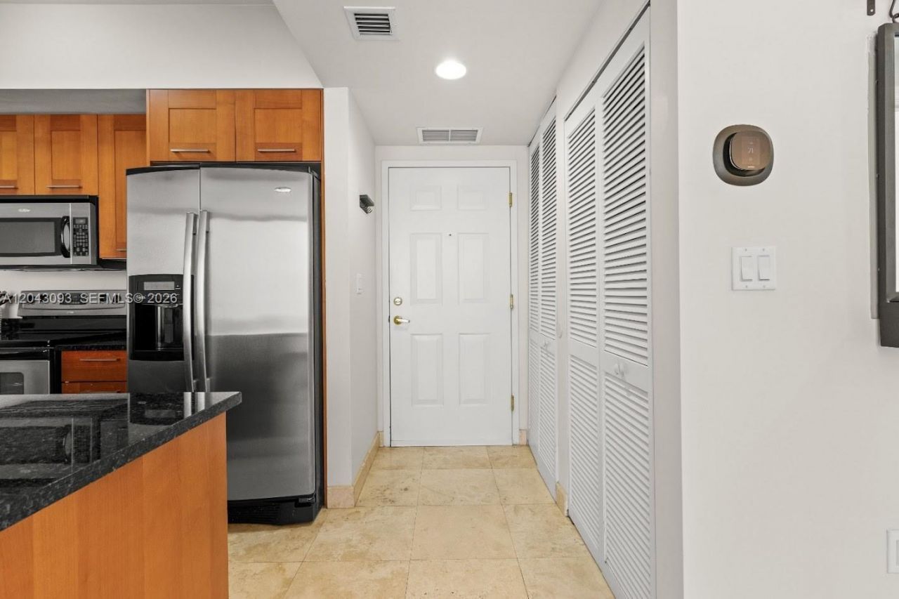 4100 Salzedo St , Unit 502, Coral Gables, FL 33146 Photo