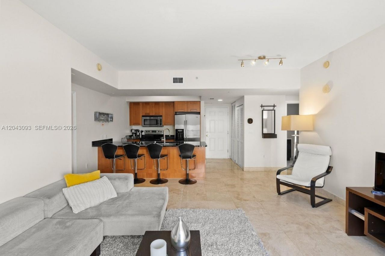 4100 Salzedo St , Unit 502, Coral Gables, FL 33146 Photo