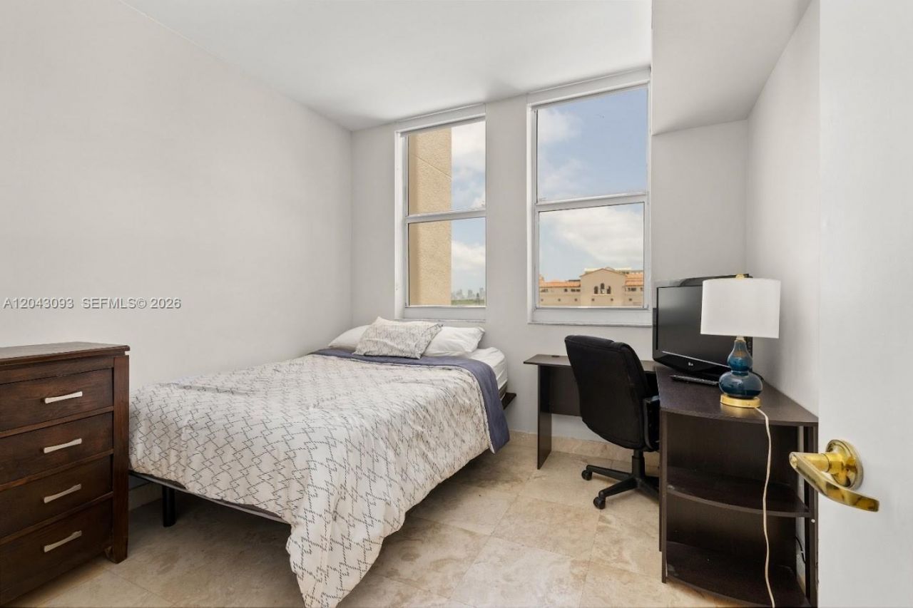4100 Salzedo St , Unit 502, Coral Gables, FL 33146 Photo
