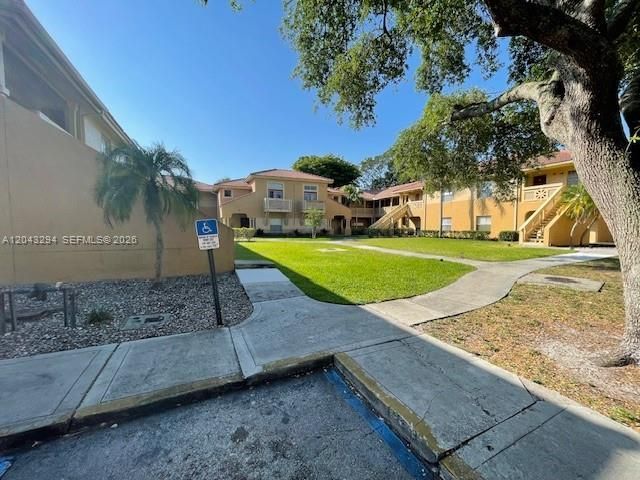4751 Via Palm Lks , Unit 421, West Palm Beach, FL 33417 Photo