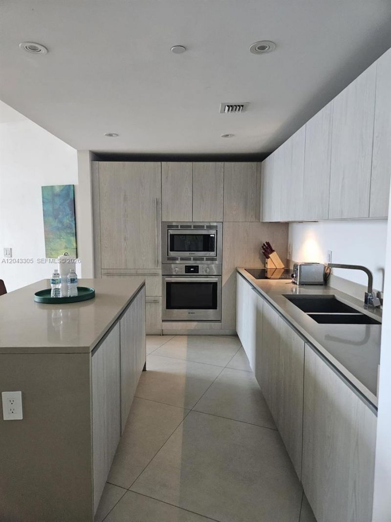 4111 S Ocean Dr, Unit 1204, Hollywood, FL 33019 Photo