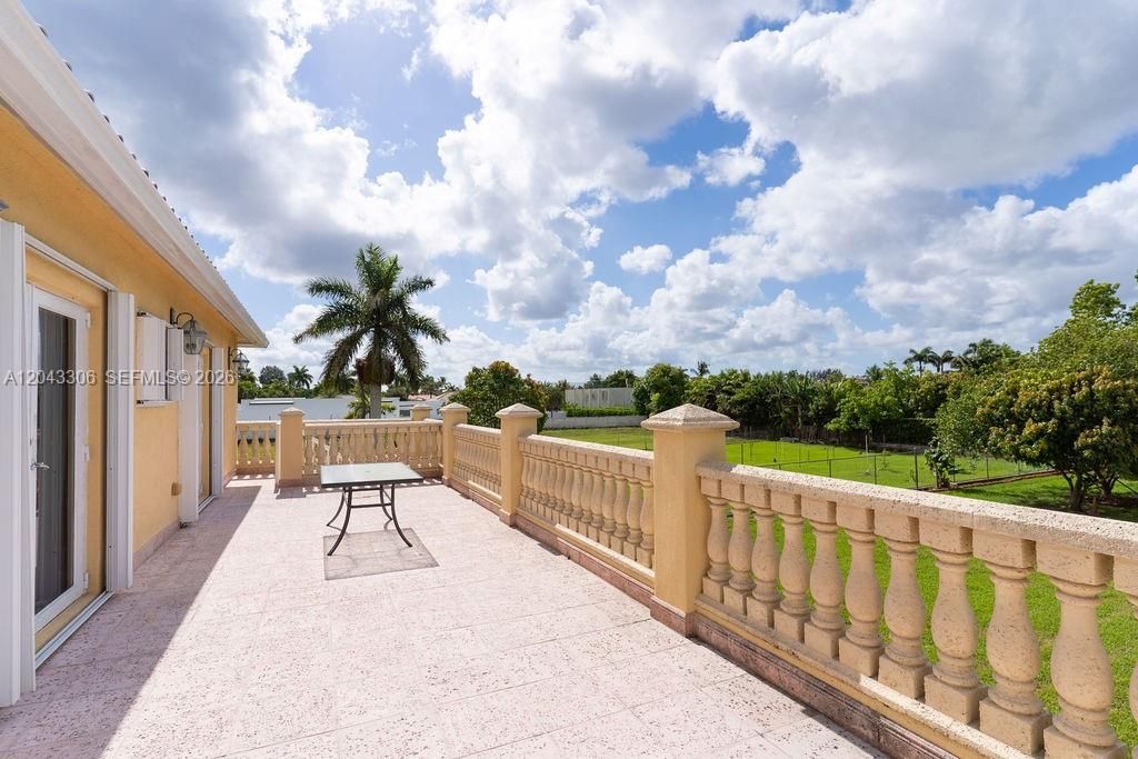 13370 SW 34th St , Miami, FL 33175 Photo