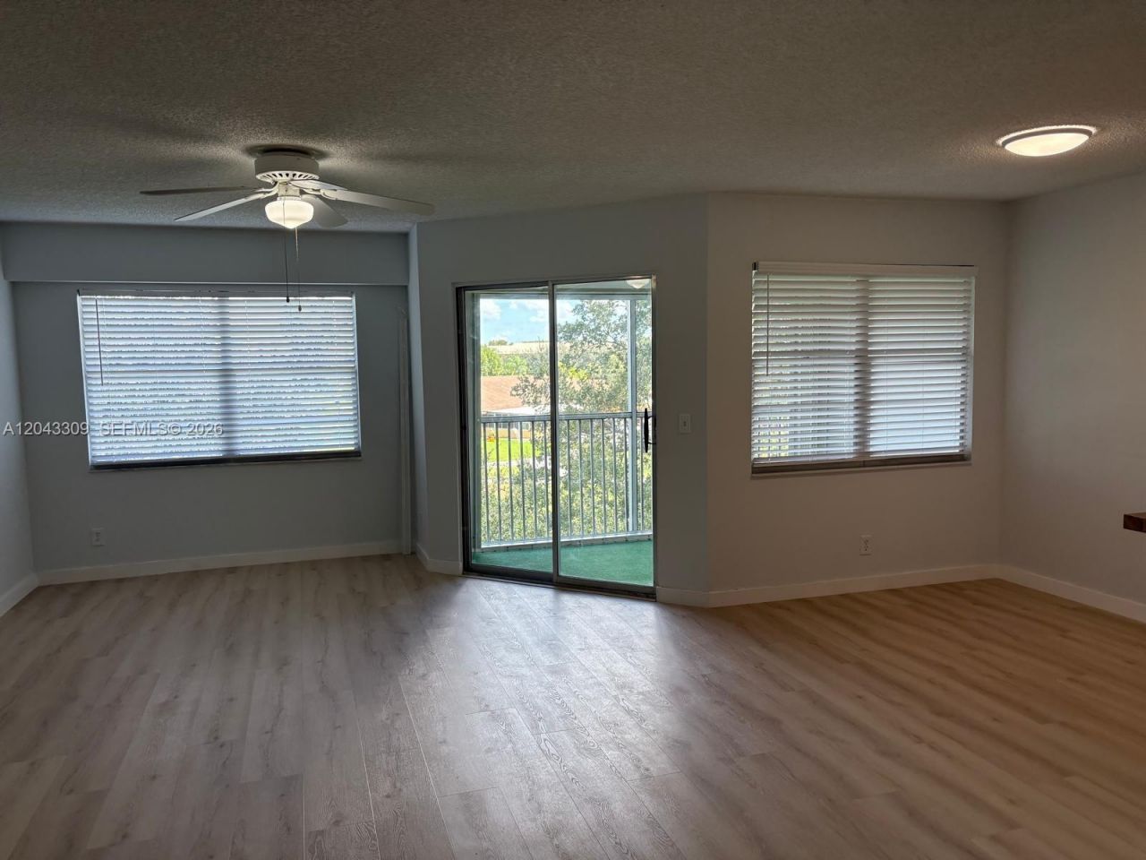 1001 SW 128th Ter , Unit 404B, Pembroke Pines, FL 33027 Photo