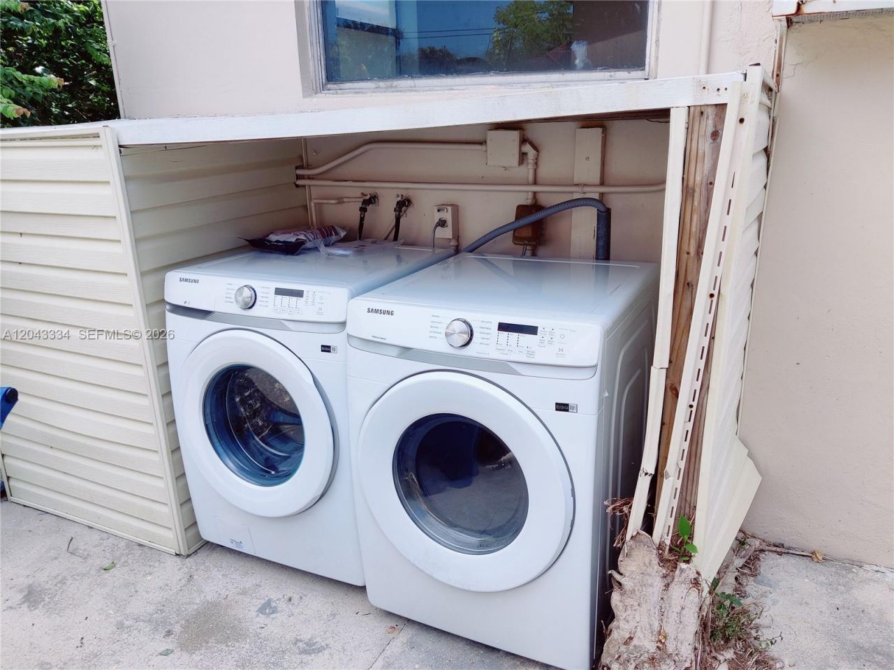 805 NW 3rd Ter , Hallandale Beach, FL 33009 Photo