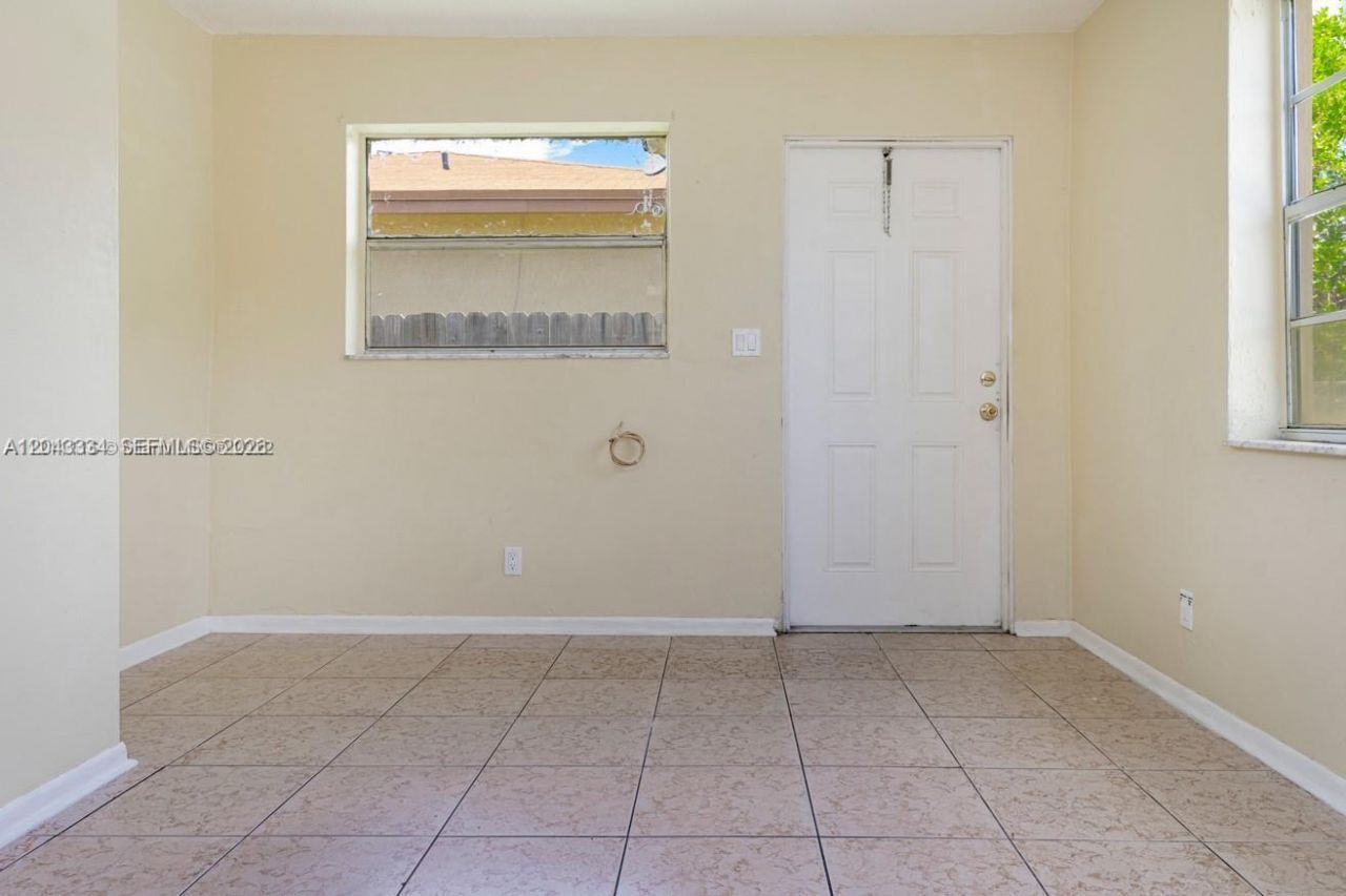 805 NW 3rd Ter , Hallandale Beach, FL 33009 Photo