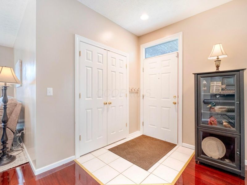 5890 Oak Path Lane, Columbus, OH 43213 Photo 10