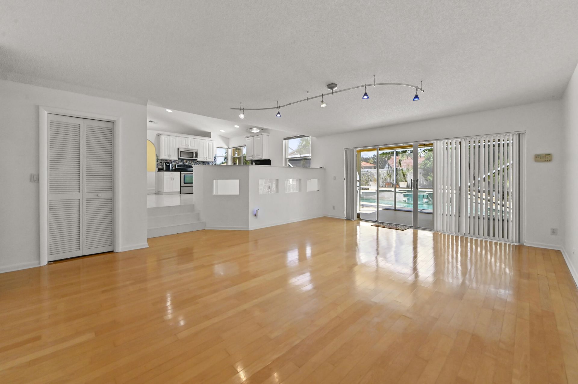 7461 Anadale Circle, Lake Worth, FL 33467 Photo