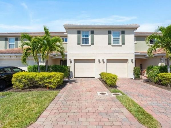3725 Crofton Court, Fort Myers, FL 33916