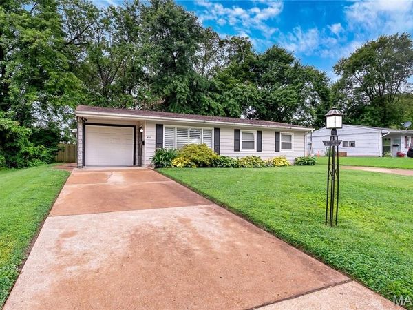 4123 Beauty Lane, St Louis, MO 63134