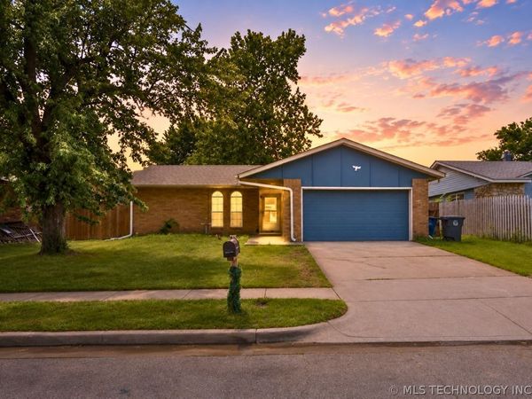 3634 S 106th Place E, Tulsa, OK 74146