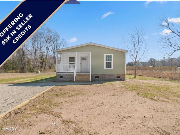 6741 Lewis Drive SE, Winnabow, NC 28479