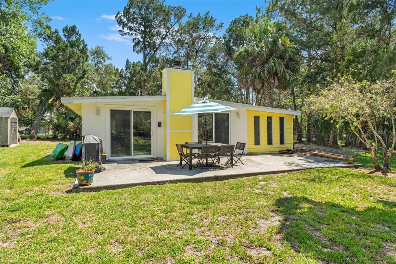 6053 Palm Creek Drive , Weeki Wachee, FL 34607 Main Photo