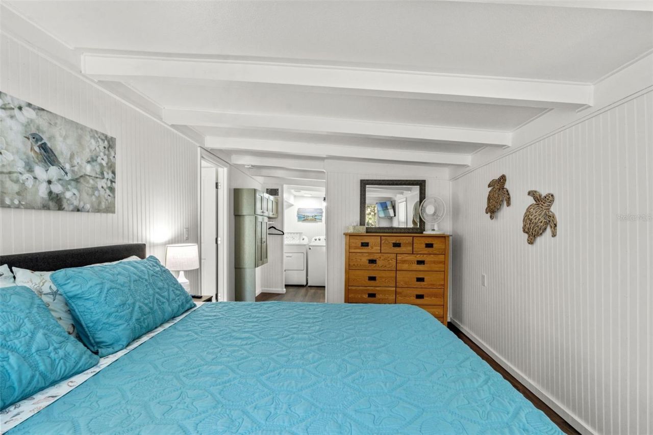 6053 Palm Creek Drive , Weeki Wachee, FL 34607 Photo