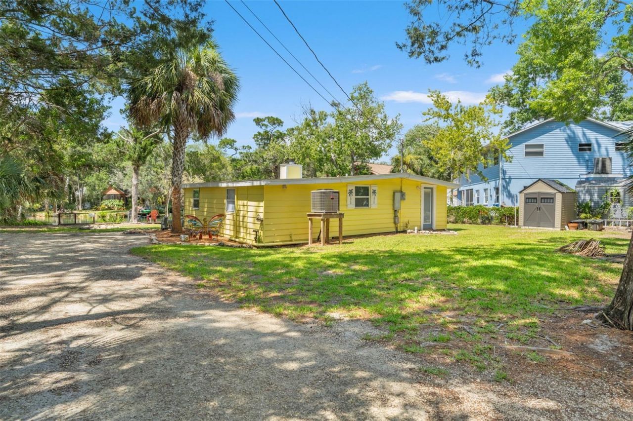 6053 Palm Creek Drive , Weeki Wachee, FL 34607 Photo