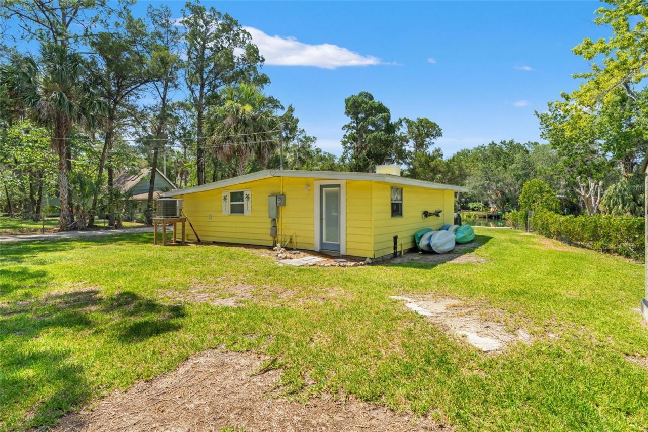 6053 Palm Creek Drive , Weeki Wachee, FL 34607 Photo