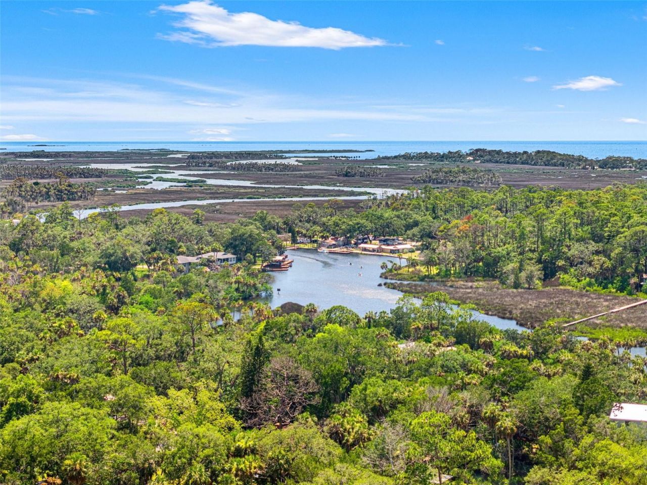 6053 Palm Creek Drive , Weeki Wachee, FL 34607 Photo