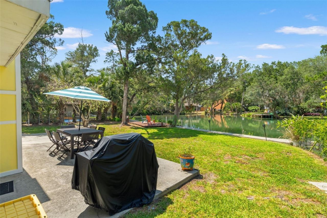 6053 Palm Creek Drive , Weeki Wachee, FL 34607 Photo