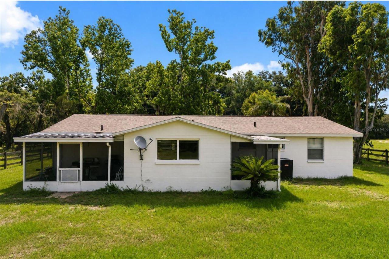 12631 Hobson Simmons Road, Lithia, FL 33547 Photo