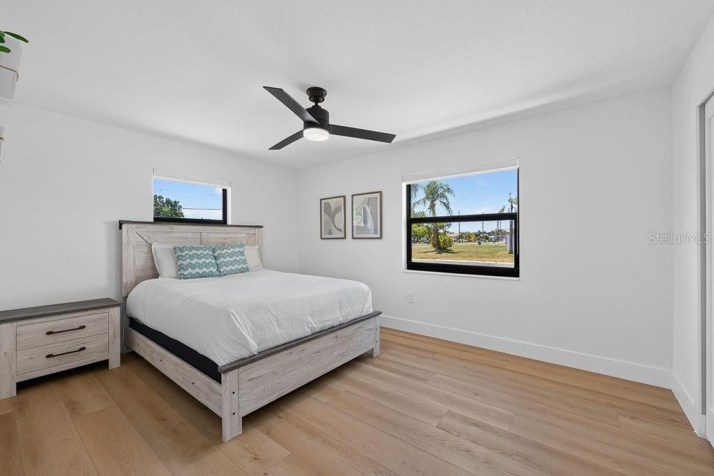 6196 44th Avenue N, Saint Petersburg, FL 33709 Photo