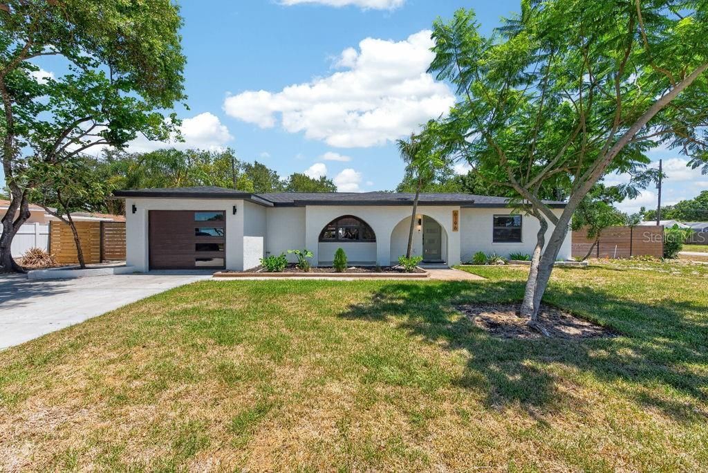 6196 44th Avenue N, Saint Petersburg, FL 33709 Photo