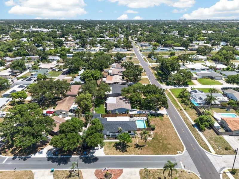 6196 44th Avenue N, Saint Petersburg, FL 33709 Photo