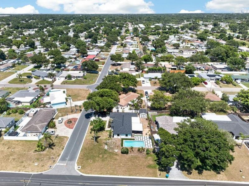 6196 44th Avenue N, Saint Petersburg, FL 33709 Photo