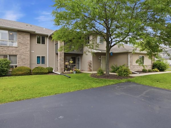 N161W20726 Kami LANE, Jackson, WI 53037