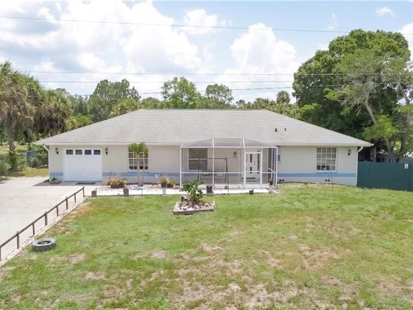 517 Plumosa AVE , LEHIGH ACRES, FL 33972
