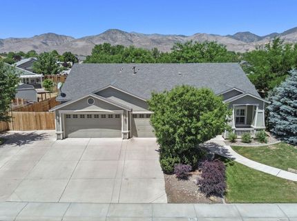 325 Hidden Oaks Drive, Dayton, NV 89403 Photo