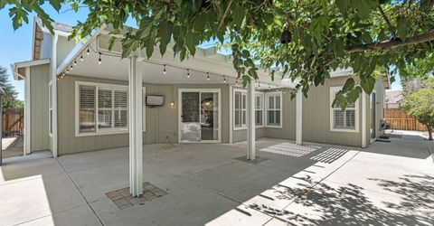 325 Hidden Oaks Drive, Dayton, NV 89403 Photo