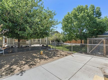 325 Hidden Oaks Drive, Dayton, NV 89403 Photo